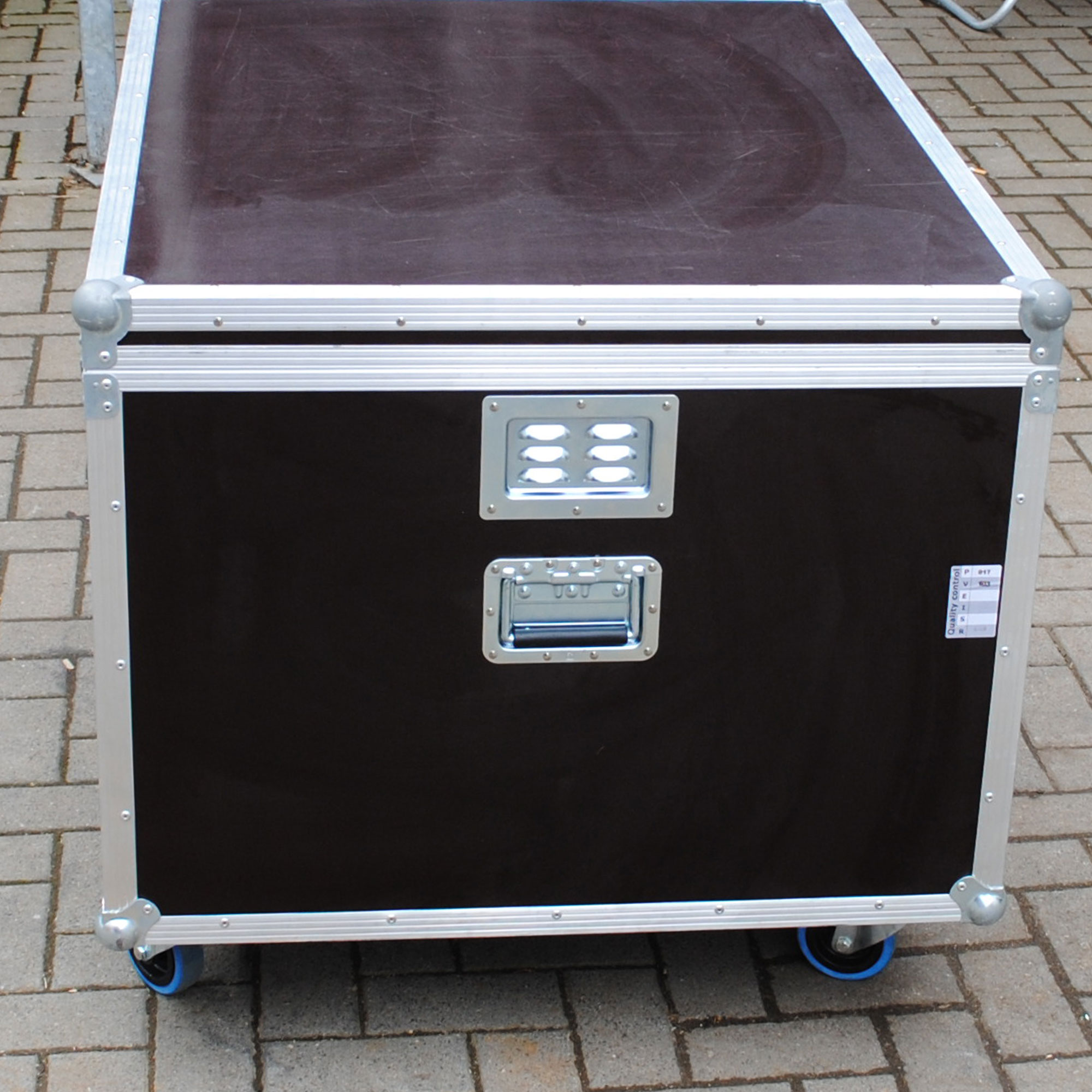 Transportkoffer mit Rollen für aufblasbares Dome Zelt - Bequemer und zuverlässiger Transport. - P-Eventzelte - aufblasbare Eventzelte und Möbel Transportkoffer mit Rollen für aufblasbares Dome Zelt - Einfacher und sicherer Transport.