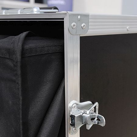 Transportkoffer mit Rollen für aufblasbares Dome Zelt - Bequemer und zuverlässiger Transport. - P-Eventzelte - aufblasbare Eventzelte und Möbel Transportkoffer mit Rollen für aufblasbares Dome Zelt - Einfacher und sicherer Transport.